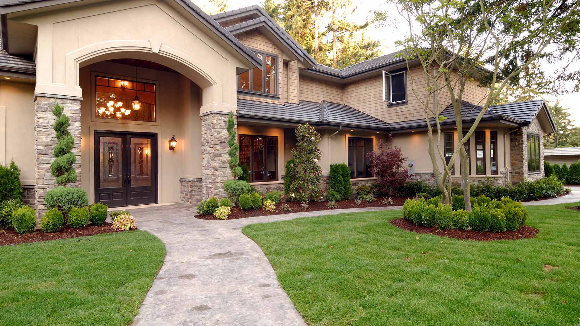 A home near Barberton, OH with a healthy beautiful lawn.
